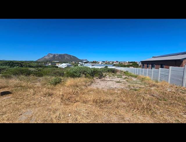 LAND FOR SALE IN KLEINBAAI